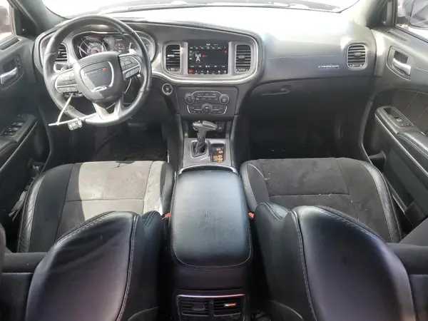 2C3CDXGJXKH625873 2019 DODGE CHARGER - Image 8