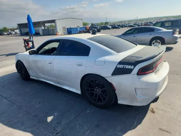 2C3CDXGJXKH650739 2019 DODGE CHARGER - Image 2