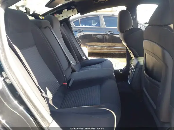 2C3CDXGJXKH665306 2019 DODGE CHARGER - Image 8