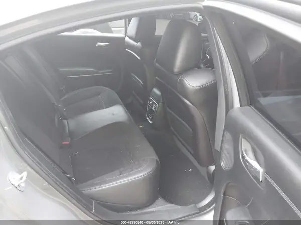 2C3CDXGJXKH687032 2019 DODGE CHARGER - Image 8