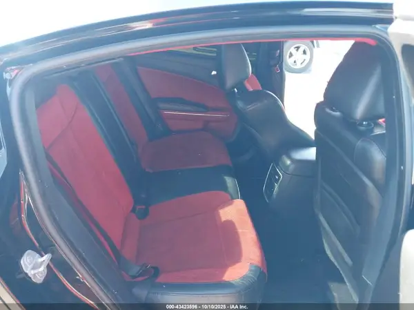 2C3CDXGJXKH703665 2019 DODGE CHARGER - Image 8