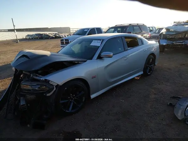 2C3CDXGJXKH740165 2019 DODGE CHARGER - Image 2