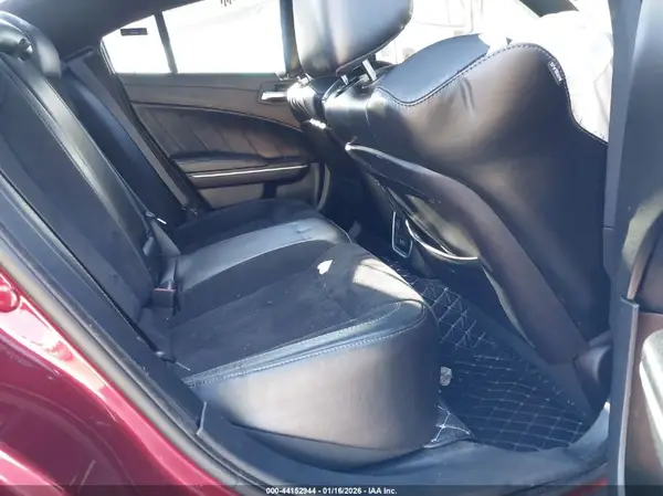 2C3CDXGJXKH753935 2019 DODGE CHARGER - Image 8