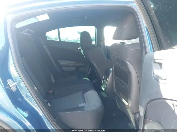 2C3CDXGJXMH579397 2021 DODGE CHARGER - Image 8