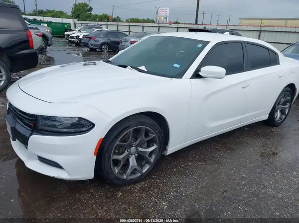 2C3CDXHG0GH133766 2016 DODGE CHARGER - Image 2