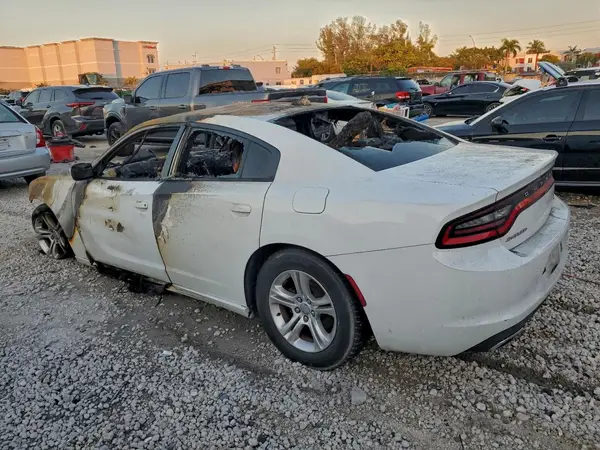 2C3CDXHG0GH154357 2016 DODGE CHARGER - Image 2