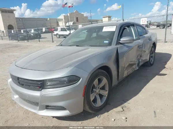 2C3CDXHG0GH196057 2016 DODGE CHARGER - Image 2