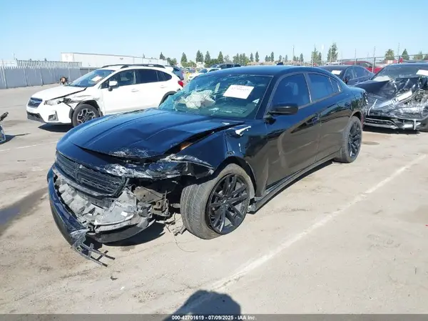 2C3CDXHG0GH258413 2016 DODGE CHARGER - Image 2
