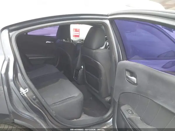 2C3CDXHG0GH266351 2016 DODGE CHARGER - Image 8
