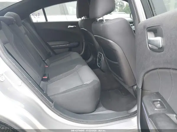 2C3CDXHG0GH281027 2016 DODGE CHARGER - Image 8