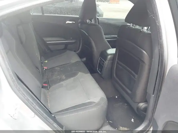 2C3CDXHG0GH317671 2016 DODGE CHARGER - Image 8