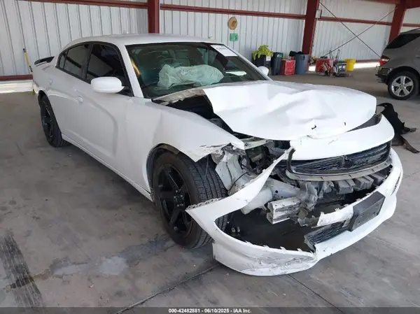 2C3CDXHG0HH569308 2017 DODGE CHARGER - Image 1