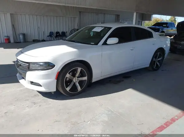 2C3CDXHG0HH667349 2017 DODGE CHARGER - Image 2