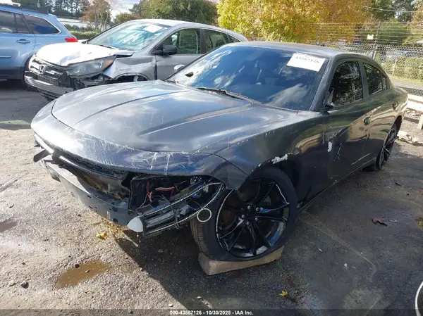 2C3CDXHG0JH125352 2018 DODGE CHARGER - Image 2