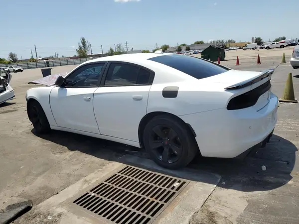 2C3CDXHG0JH175961 2018 DODGE CHARGER - Image 2