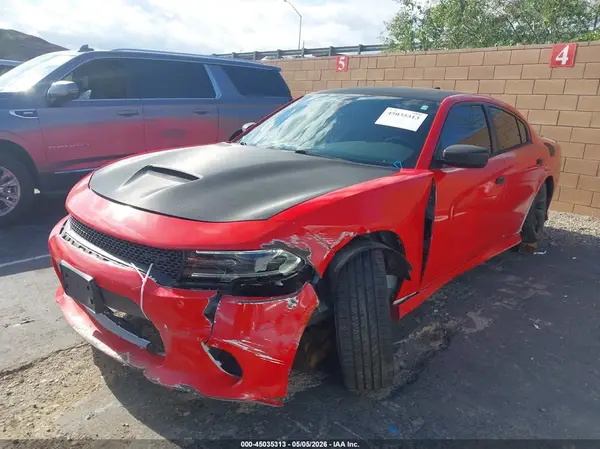 2C3CDXHG0JH223670 2018 DODGE CHARGER - Image 2