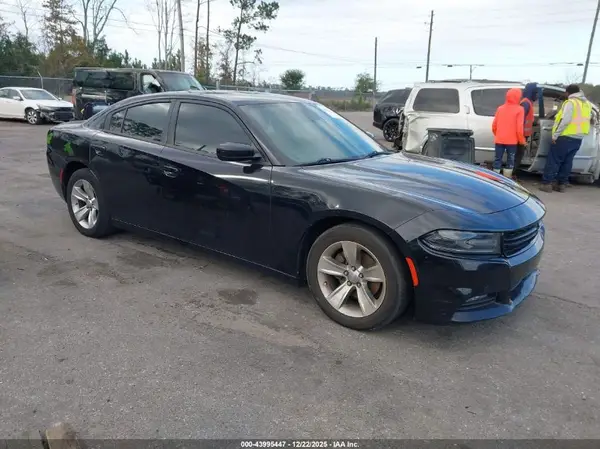 2C3CDXHG0JH236838 2018 DODGE CHARGER - Image 1