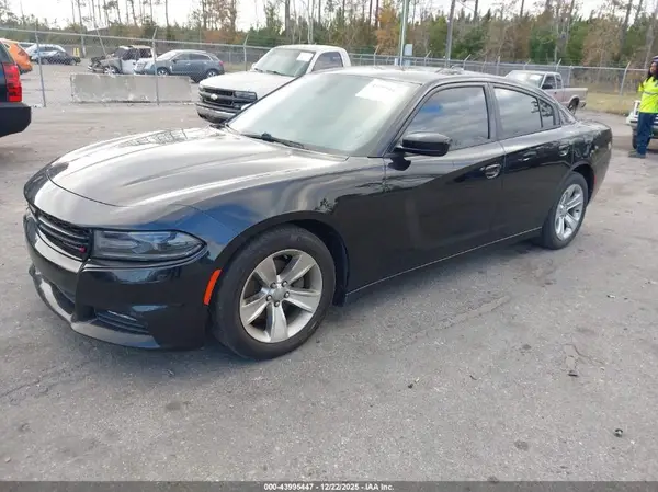 2C3CDXHG0JH236838 2018 DODGE CHARGER - Image 2
