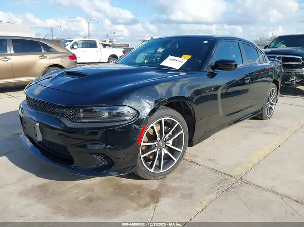 2C3CDXHG0PH516672 2023 DODGE CHARGER - Image 2