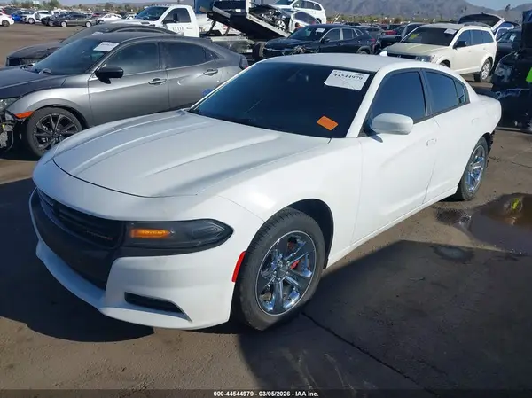 2C3CDXHG1GH132125 2016 DODGE CHARGER - Image 2