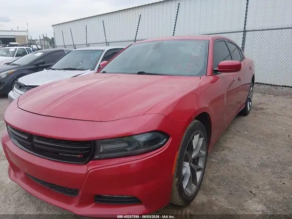 2C3CDXHG1GH139172 2016 DODGE CHARGER - Image 2