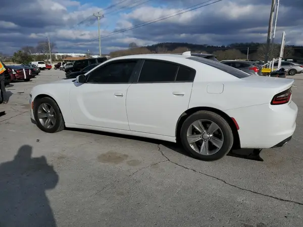 2C3CDXHG1GH179073 2016 DODGE CHARGER - Image 2