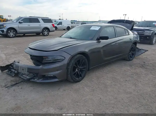 2C3CDXHG1GH179753 2016 DODGE CHARGER - Image 2
