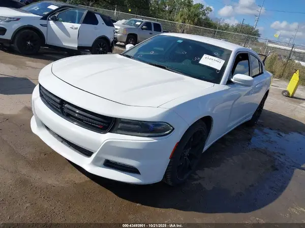 2C3CDXHG1GH187075 2016 DODGE CHARGER - Image 2