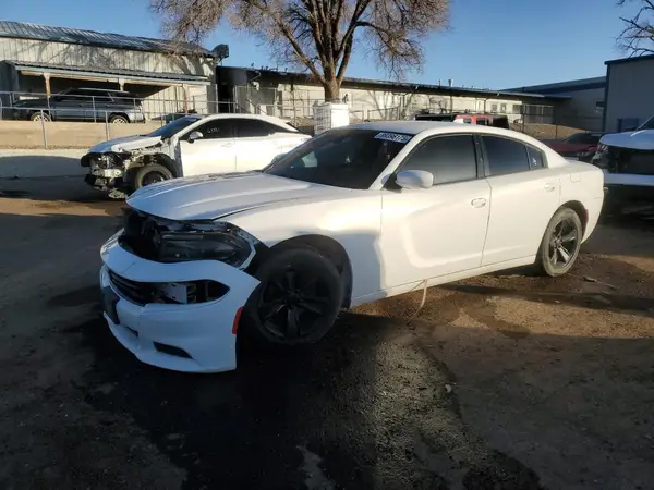 2C3CDXHG1GH215733 2016 DODGE CHARGER - Image 1