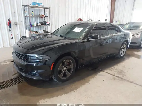 2C3CDXHG1GH310440 2016 DODGE CHARGER - Image 2