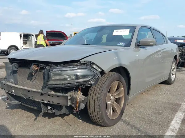 2C3CDXHG1HH561752 2017 DODGE CHARGER - Image 2