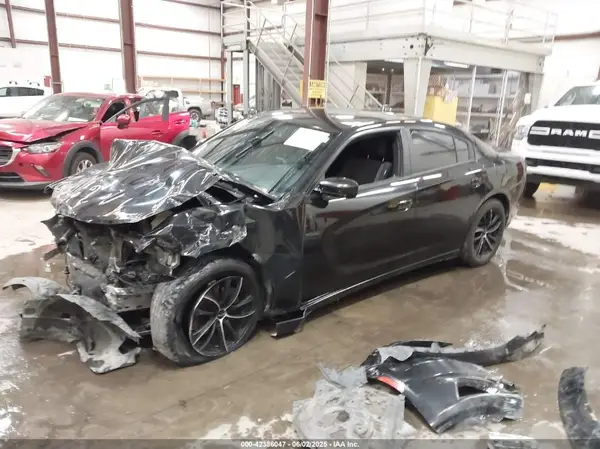 2C3CDXHG1HH561816 2017 DODGE CHARGER - Image 2