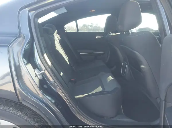 2C3CDXHG1HH602056 2017 DODGE CHARGER - Image 8