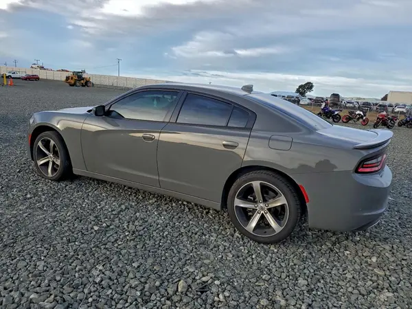 2C3CDXHG1HH636871 2017 DODGE CHARGER - Image 2
