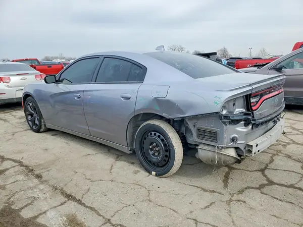 2C3CDXHG1HH638698 2017 DODGE CHARGER - Image 2