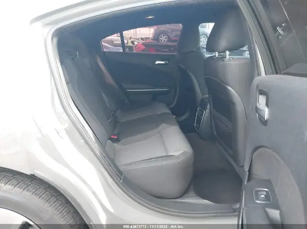 2C3CDXHG1JH122931 2018 DODGE CHARGER - Image 8