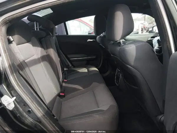 2C3CDXHG1JH143651 2018 DODGE CHARGER - Image 8