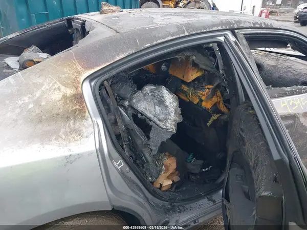 2C3CDXHG1JH169148 2018 DODGE CHARGER - Image 8