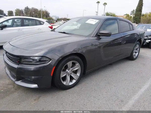 2C3CDXHG1JH176679 2018 DODGE CHARGER - Image 2