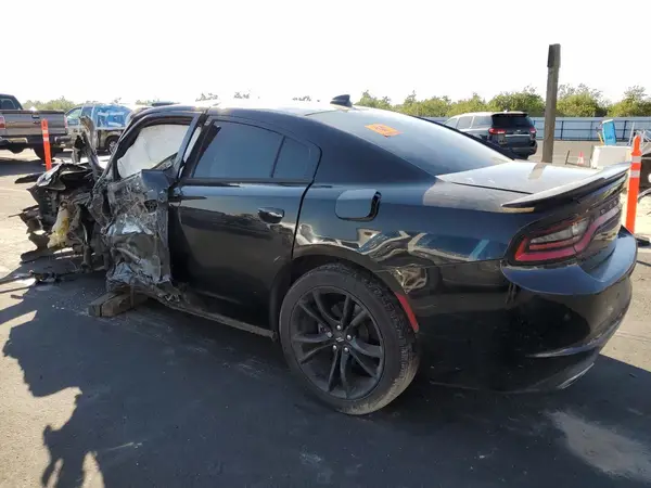 2C3CDXHG1JH196981 2018 DODGE CHARGER - Image 2