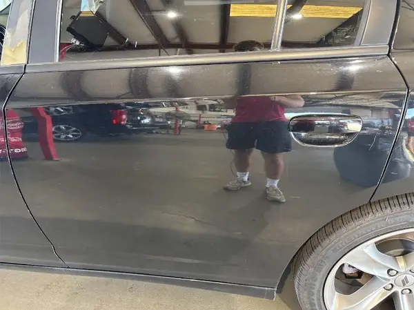 2C3CDXHG1JH220504 2018 DODGE CHARGER - Image 2