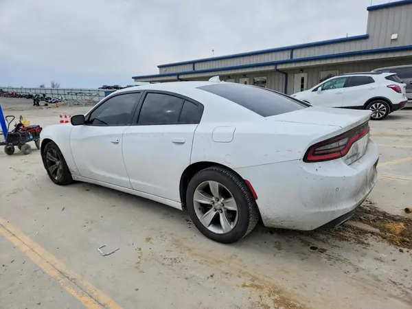 2C3CDXHG1JH295171 2018 DODGE CHARGER - Image 2