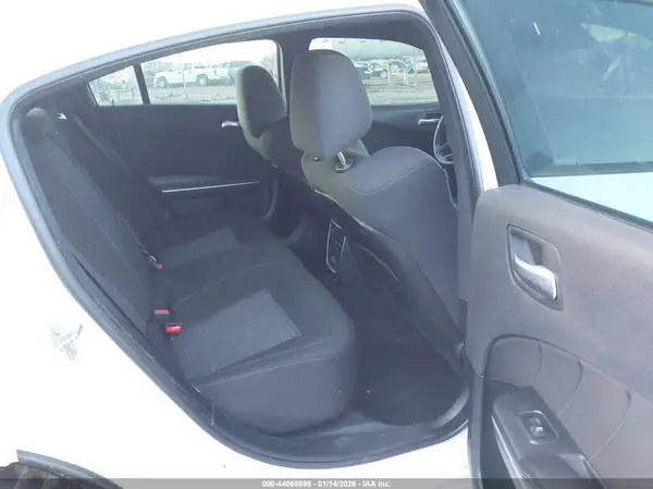 2C3CDXHG1KH507102 2019 DODGE CHARGER - Image 8