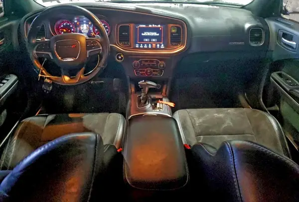 2C3CDXHG1KH553707 2019 DODGE CHARGER - Image 8