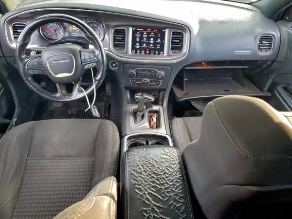 2C3CDXHG1KH584763 2019 DODGE CHARGER - Image 8