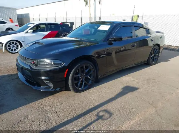 2C3CDXHG1KH589154 2019 DODGE CHARGER - Image 2