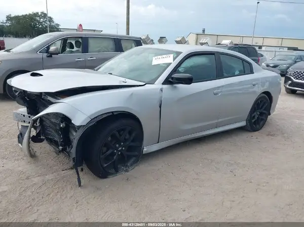2C3CDXHG1KH621813 2019 DODGE CHARGER - Image 2