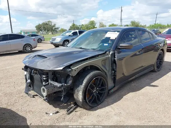2C3CDXHG1KH624288 2019 DODGE CHARGER - Image 2