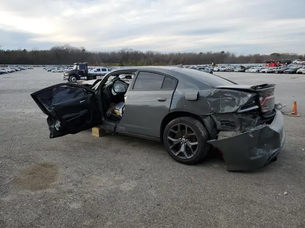 2C3CDXHG1KH630530 2019 DODGE CHARGER - Image 2