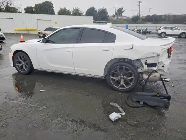 2C3CDXHG1KH673720 2019 DODGE CHARGER - Image 2
